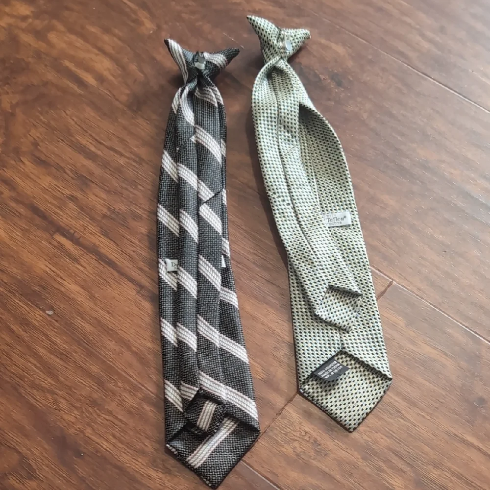 Elegant Blue‎ and Black Ties for Every Occasion